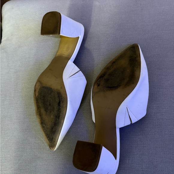 Chic White Block Heel Mules - Picture 3 of 5